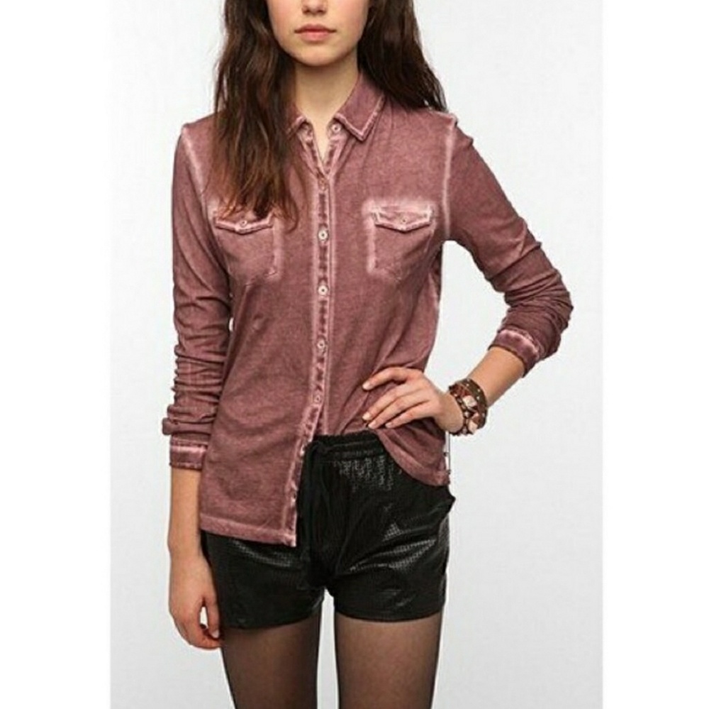 《Anthro • Staring At Stars》Rose Window Button Down